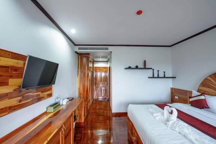 Sky View Hotel Buriram Exterior foto